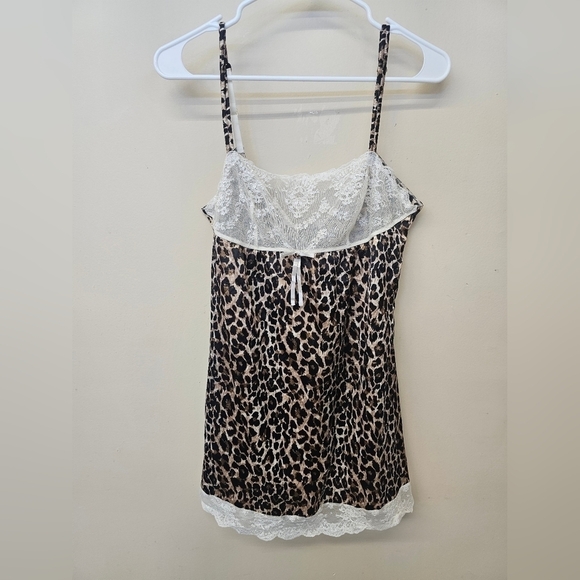 Vintage Victoria Secret Animal Print Slip - Picture 3 of 11